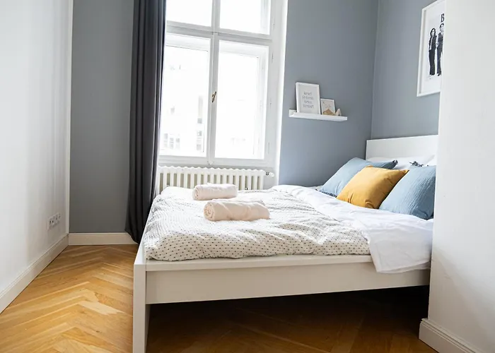 Rentero Spacious Near Castle * 布拉格