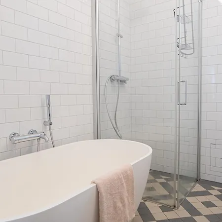 Apartment Spacious Near Castle *