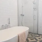 Apartment Rentero Spacious Near Castle *
