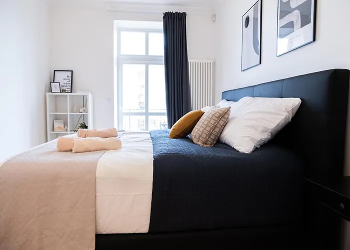 Apartmán Rentero Spacious Near Castle Praha
